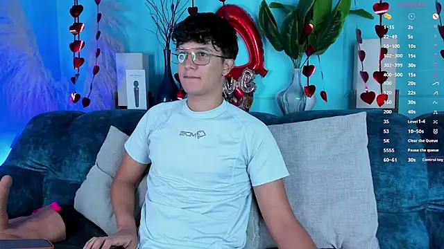 Leo Savage  online show from 8, 2, 2026