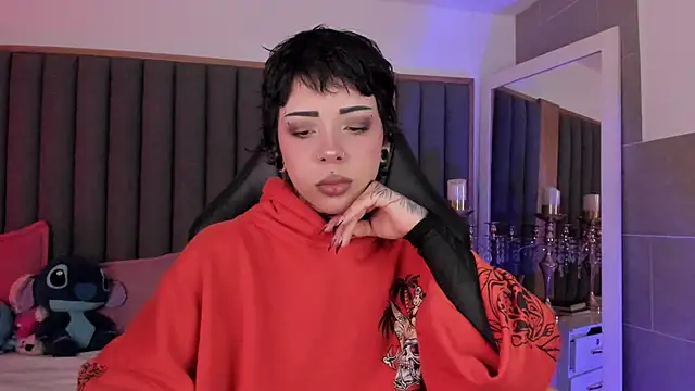 Snapshot of misstomie_ chatting on 3, 12, 2025 misstomie online show from 3, 12, 2025