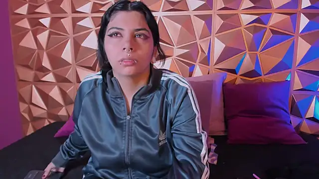 emily-santoss online show from 3, 10, 2025