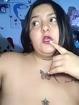 SoffiiCurvy online show from 14, 9, 2025