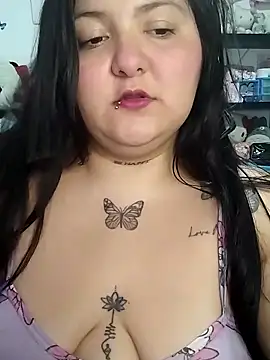 SoffiiCurvy online show from 17, 9, 2025