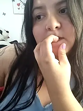 SoffiiCurvy online show from 20, 9, 2025