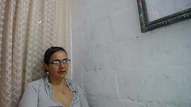 Snapshot of gabbyparker_ chatting on 21, 2, 2026 gabbyparker online show from 21, 2, 2026