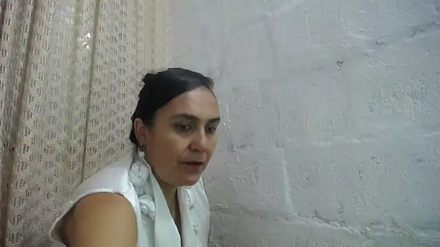 Snapshot of gabbyparker_ chatting on 25, 3, 2026 gabbyparker online show from 25, 3, 2026