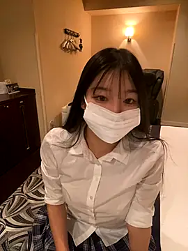 Snapshot of happy_hino chatting on 20, 11, 2025 happy hino online show from 20, 11, 2025