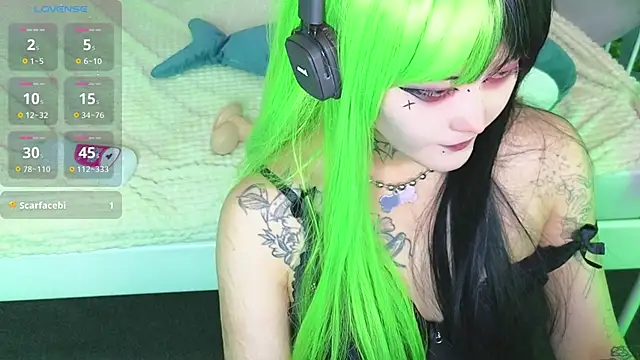 GothXRaven online show from 7, 11, 2025