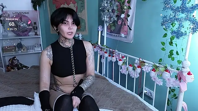 GothXRaven online show from 9, 1, 2026