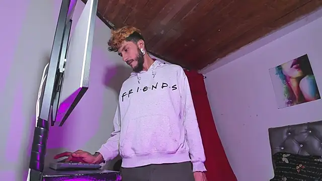 Snapshot of dex_55 chatting on 2, 11, 2025 dex 55 online show from 2, 11, 2025