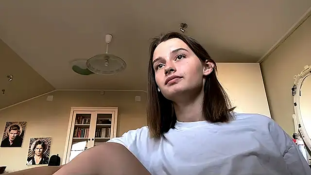 DarlineBrustera online show from 22, 9, 2025