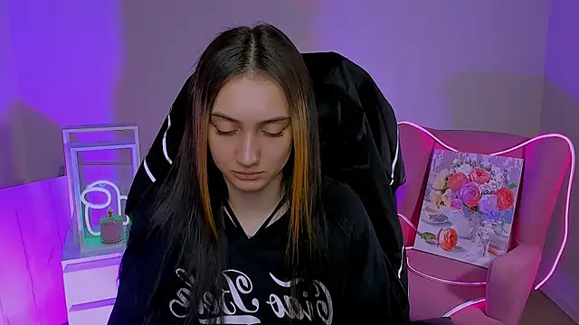 olivianorton online show from 16, 10, 2025