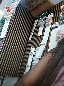 Snapshot of hotshreya69 chatting on 5, 11, 2025 hotshreya69 online show from 5, 11, 2025