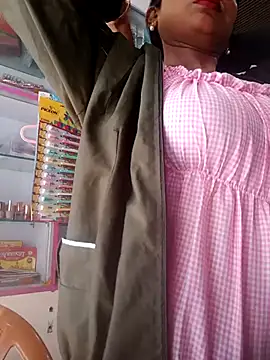 Snapshot of hotshreya69 chatting on 16, 11, 2025 hotshreya69 online show from 16, 11, 2025