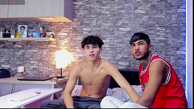 Theimperialboys  online show from 10, 10, 2025