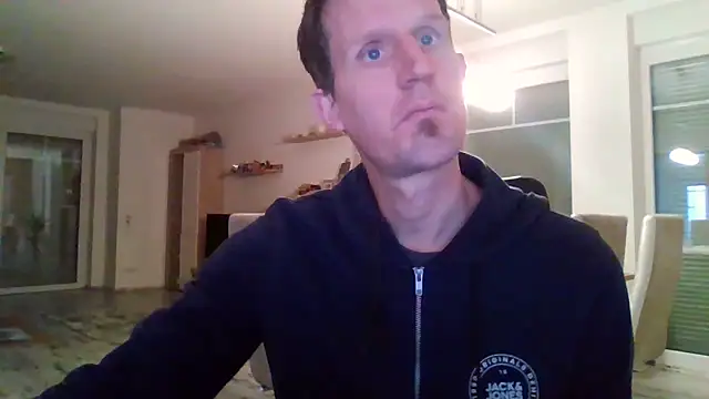 Snapshot of Trockenbau chatting on 1, 11, 2025 Trockenbau online show from 1, 11, 2025