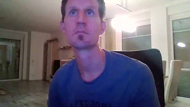 Snapshot of Trockenbau chatting on 2, 11, 2025 Trockenbau online show from 2, 11, 2025