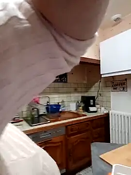 Snapshot of Sophierob1 chatting on 13, 10, 2025 Sophierob1 online show from 13, 10, 2025