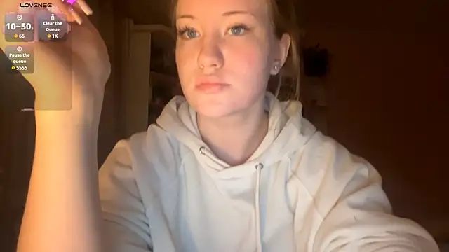 PandaFluff online show from 9, 2, 2026