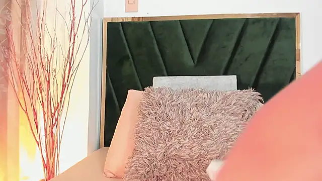 AkashaMoon  online show from 24, 11, 2025