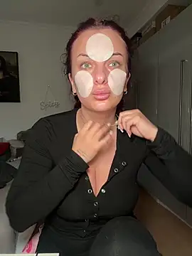 Snapshot of OliviaaFischer chatting on 13, 2, 2026 OliviaaFischer online show from 13, 2, 2026