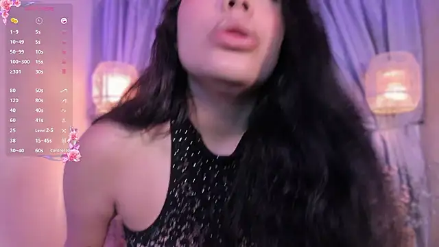 Snapshot of RenataLeclair chatting on 4, 3, 2026 RenataLeclair online show from 4, 3, 2026