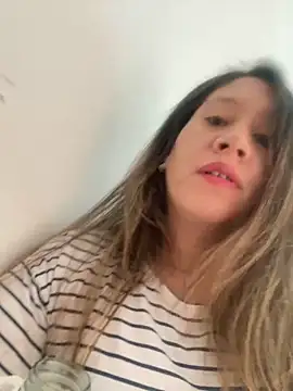 emma hot2006 online show from 22, 11, 2025