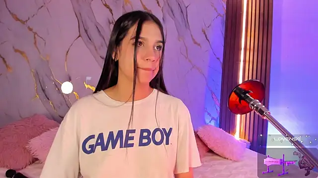 Emmiicute online show from 25, 11, 2025