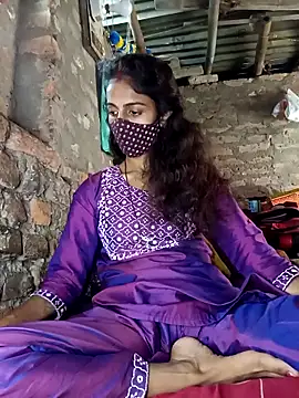 Snapshot of priyastrip314 chatting on 3, 11, 2025 priyastrip314 online show from 3, 11, 2025