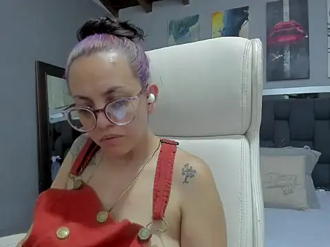 dalila macherano1 online show from 14, 9, 2025