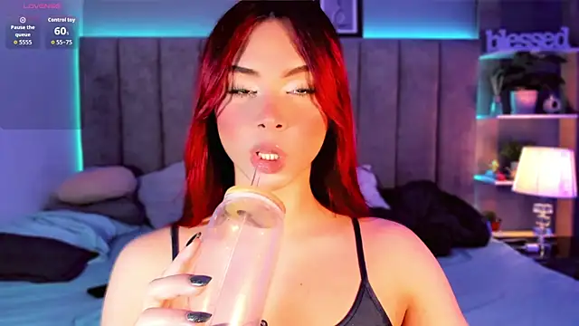 Snapshot of Arianna_Ponce chatting on 4, 10, 2025 Arianna Ponce online show from 4, 10, 2025