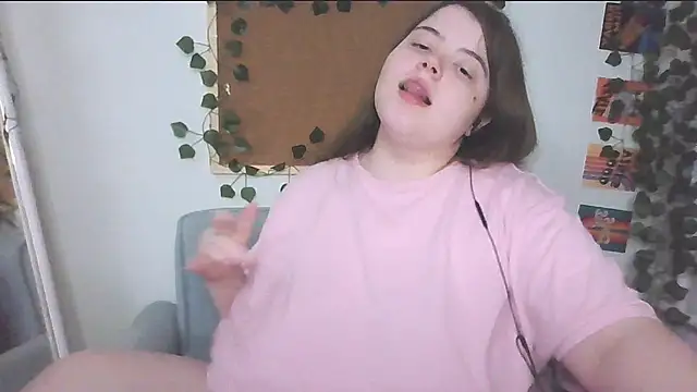 brattyprincessemma online show from 16, 10, 2025