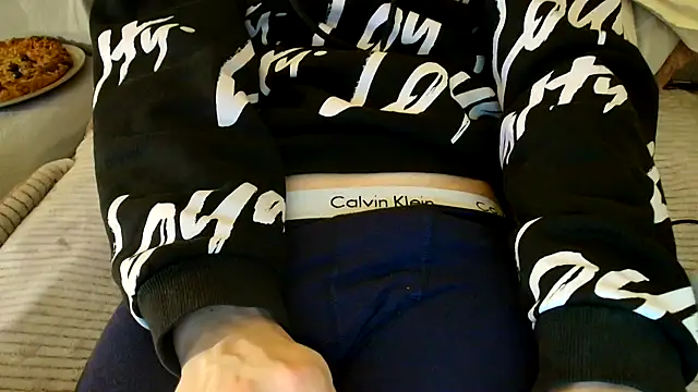 Breezydicksn online show from 1, 12, 2025