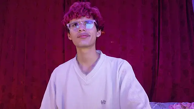 juliansexx online show from 9, 10, 2025