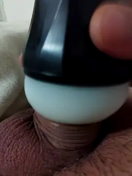 Snapshot of VarRob8902 chatting on 20, 11, 2025 VarRob8902 online show from 20, 11, 2025