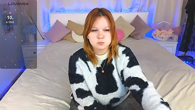 VelvetVixon online show from 18, 9, 2025