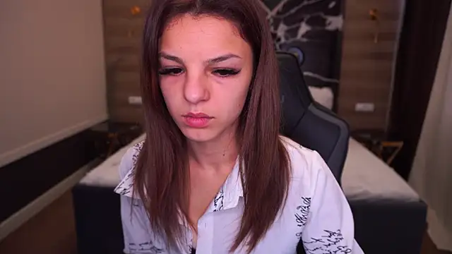 AnitaBambie online show from 10, 10, 2025