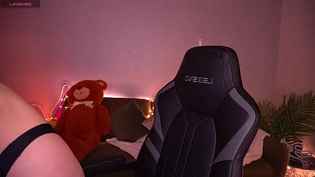 Snapshot of AnitaBambie chatting on 11, 2, 2026 AnitaBambie online show from 11, 2, 2026