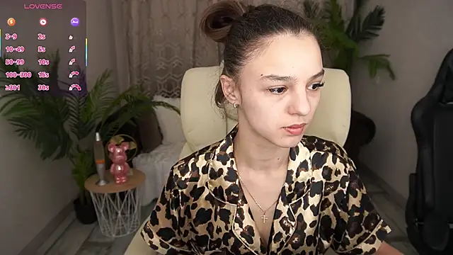 Snapshot of AnitaBambie chatting on 10, 3, 2026 AnitaBambie online show from 10, 3, 2026