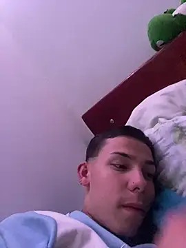 LoganBenedictt online show from 4, 2, 2026