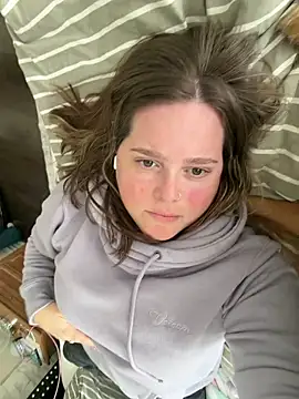 hornykitty1210 online show from 26, 2, 2026