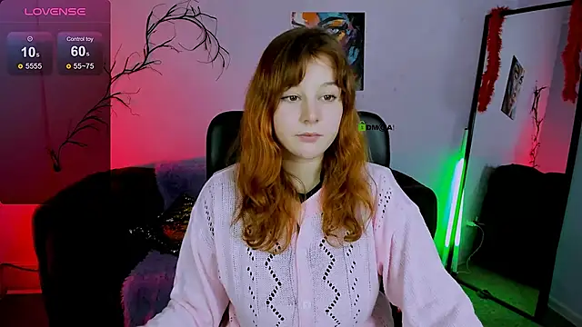 Snapshot of lola_sun12 chatting on 21, 11, 2025 lola sun12 online show from 21, 11, 2025