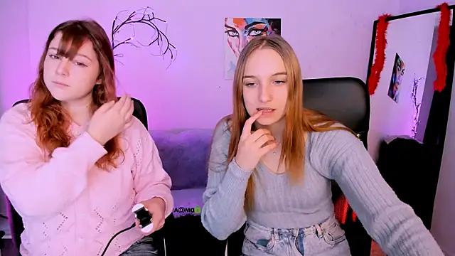 Snapshot of lola_sun12 chatting on 23, 11, 2025 lola sun12 online show from 23, 11, 2025