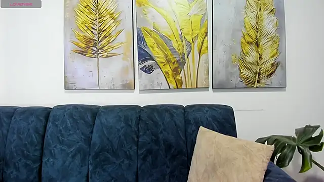 Snapshot of Alana_steel_1 chatting on 8, 10, 2025 Alana steel 1 online show from 8, 10, 2025