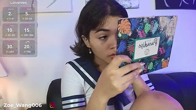 Snapshot of Zoe_wang chatting on 17, 10, 2025 Zoe wang online show from 17, 10, 2025