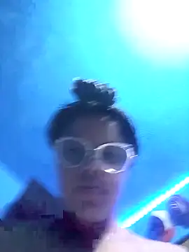 Cloe lopez1 online show from 10, 4, 2026