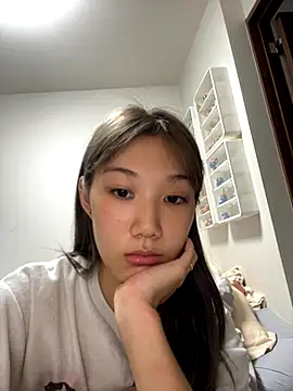 Snapshot of Yua_h02 chatting on 16, 9, 2025 Yua h02 online show from 16, 9, 2025