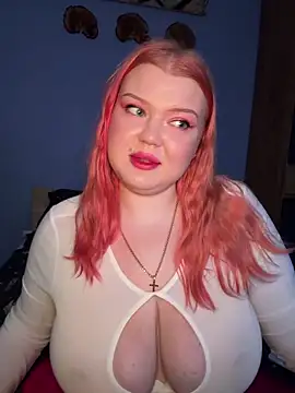 Snapshot of _Adele_Moor_ chatting on 29, 10, 2025  Adele Moor  online show from 29, 10, 2025