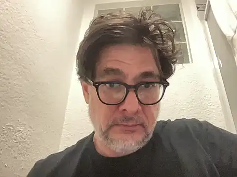 democratic online show from 31, 3, 2026