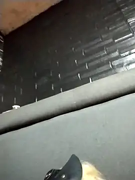 Snapshot of Ashleycam69 chatting on 25, 10, 2025 Ashleycam69 online show from 25, 10, 2025