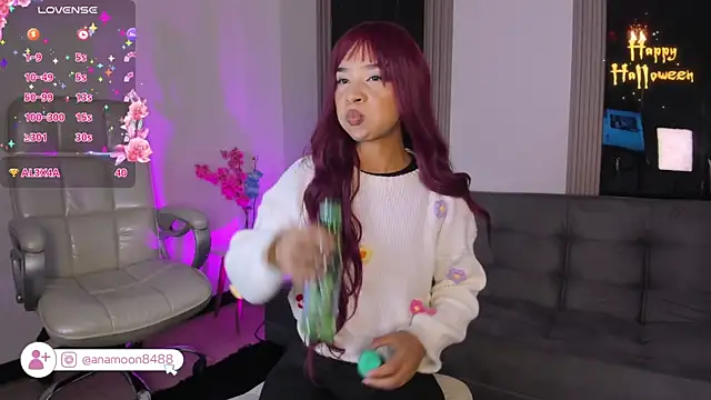 Snapshot of jennie_whitee chatting on 27, 10, 2025 jennie whitee online show from 27, 10, 2025