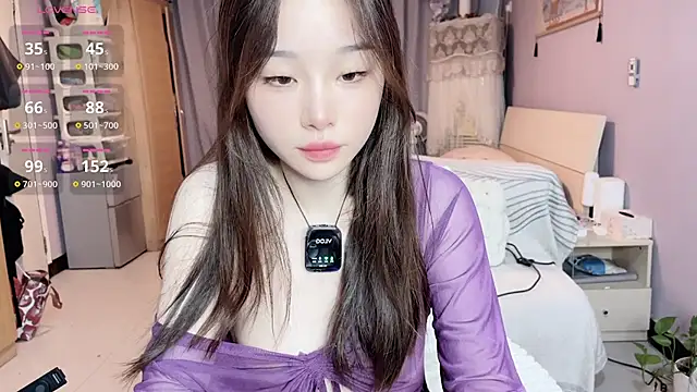 Snapshot of Y2Luvk chatting on 16, 10, 2025 Y2Luvk online show from 16, 10, 2025